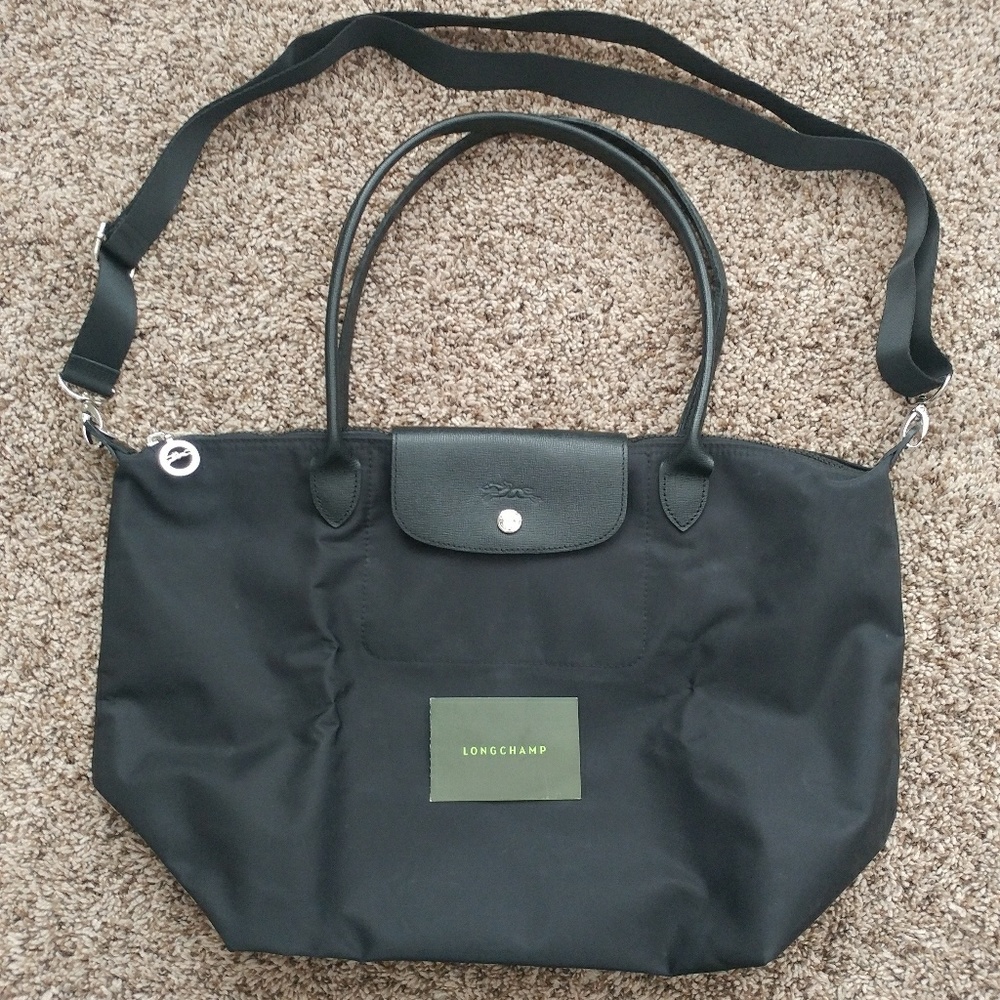 Large Longchamp Le Pliage Neo Black with strap